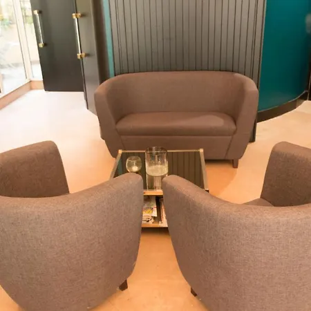 Hotell Villiers 2*